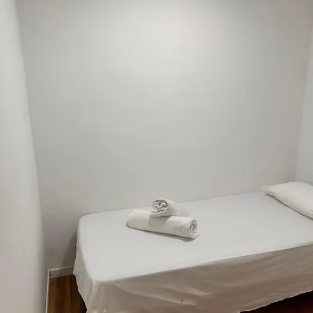 Con Piscina بيت للعطل بينيكارلو